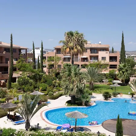 Cozy Kate Daire Pafos