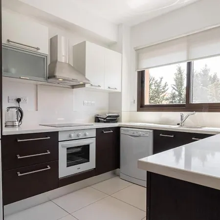 Cozy Kate Apartamento Pafos